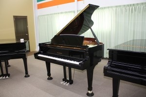 カワイグランドピアノNX-40